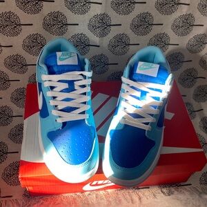 Mike Rubber Colorblock Low-Top Blue Sneakers